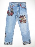 Jeans Levi's 501 con tattoo old school