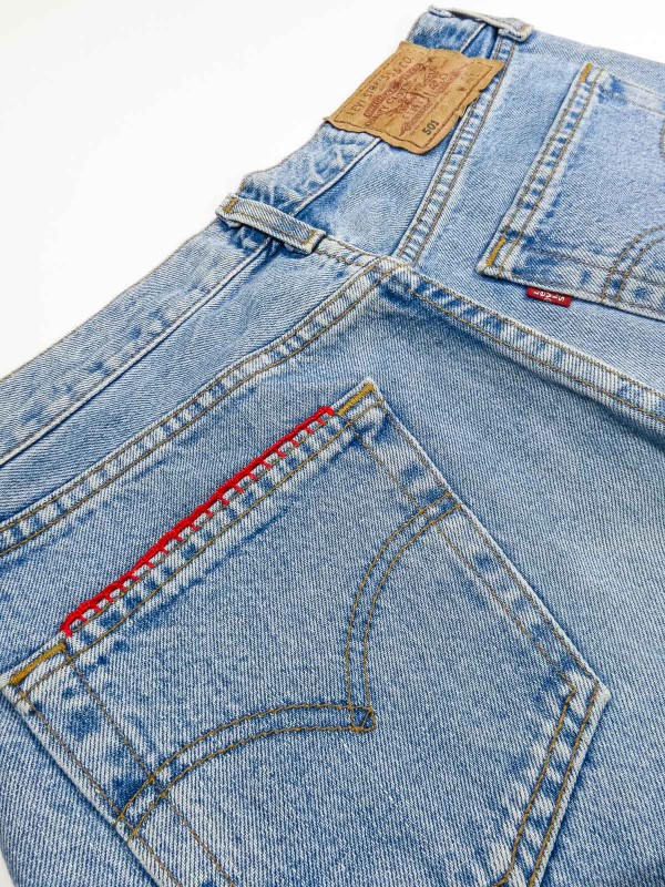 Jeans Levi's 501 con tattoo old school