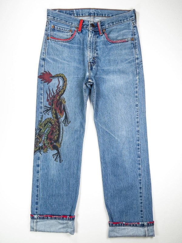 Jeans Levi's 751 con drago tattoo