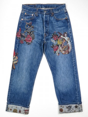 Levi's 501 jeans with old school tattoo
